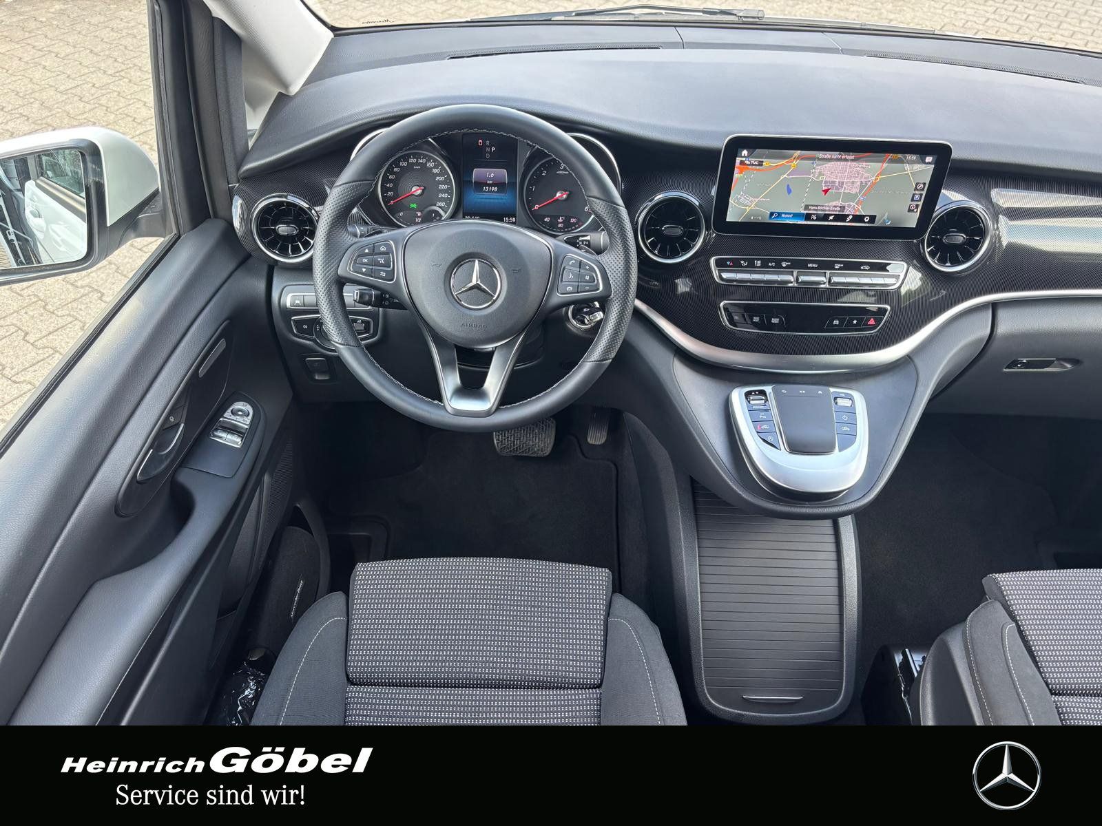 Fahrzeugabbildung Mercedes-Benz V 250 d EDITION*LANG*AHK+LED*TOTWINKEL*KAMERA*