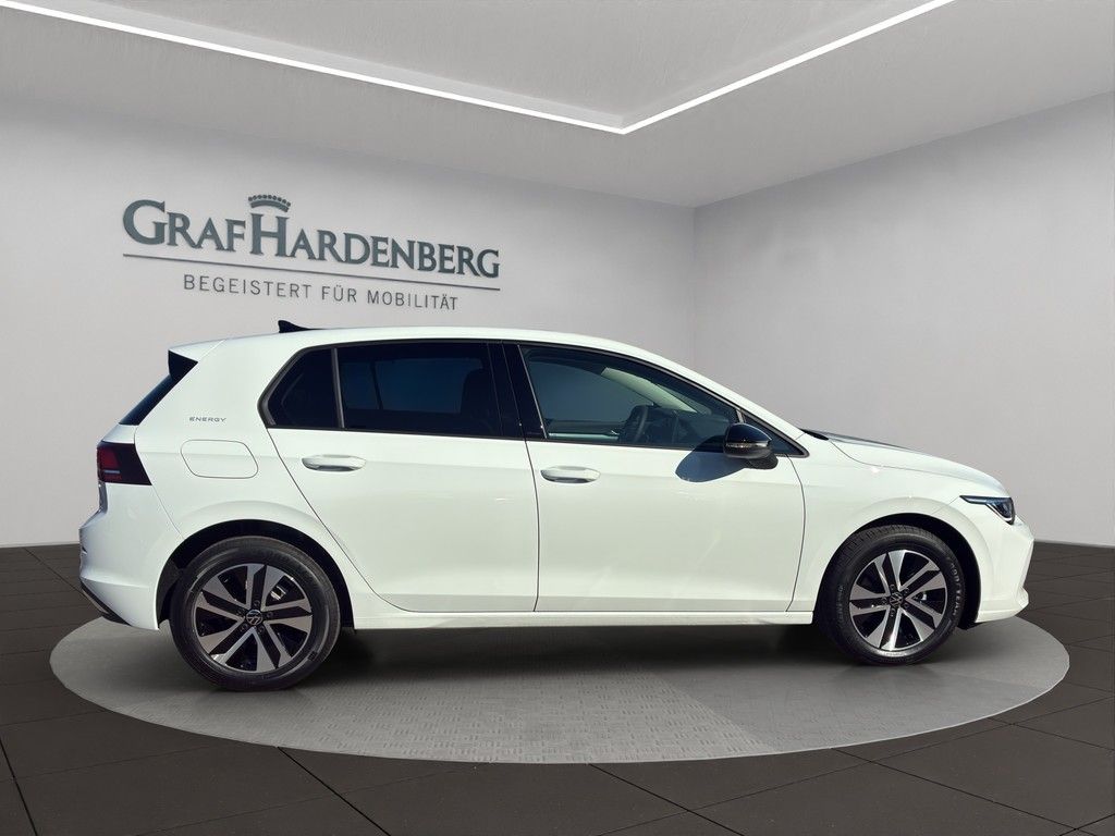 Volkswagen Golf VIII Lim. 1.5 eTSI Energy ACC RFK NAVI foto 7