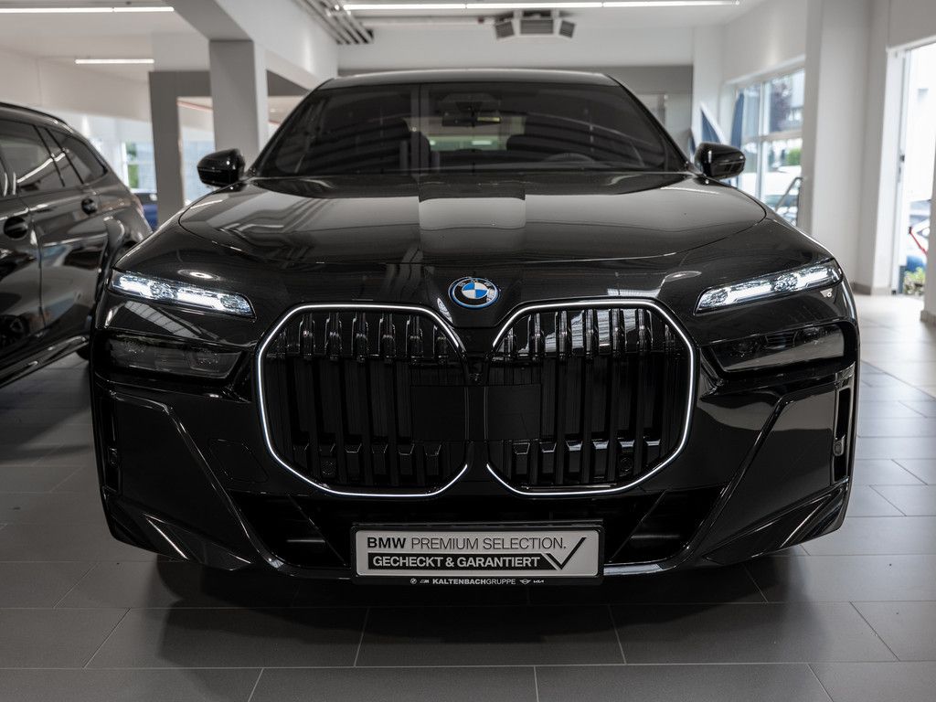 BMW i7 60 xDrive M-Sport Pro PANO AHK 360° ACC RSE foto 4
