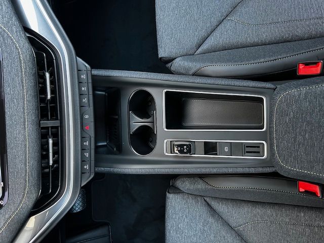 Elroq 50 Tour AHK;NAV;ACC;SHZ;PDC;CARPLAY;KESSY