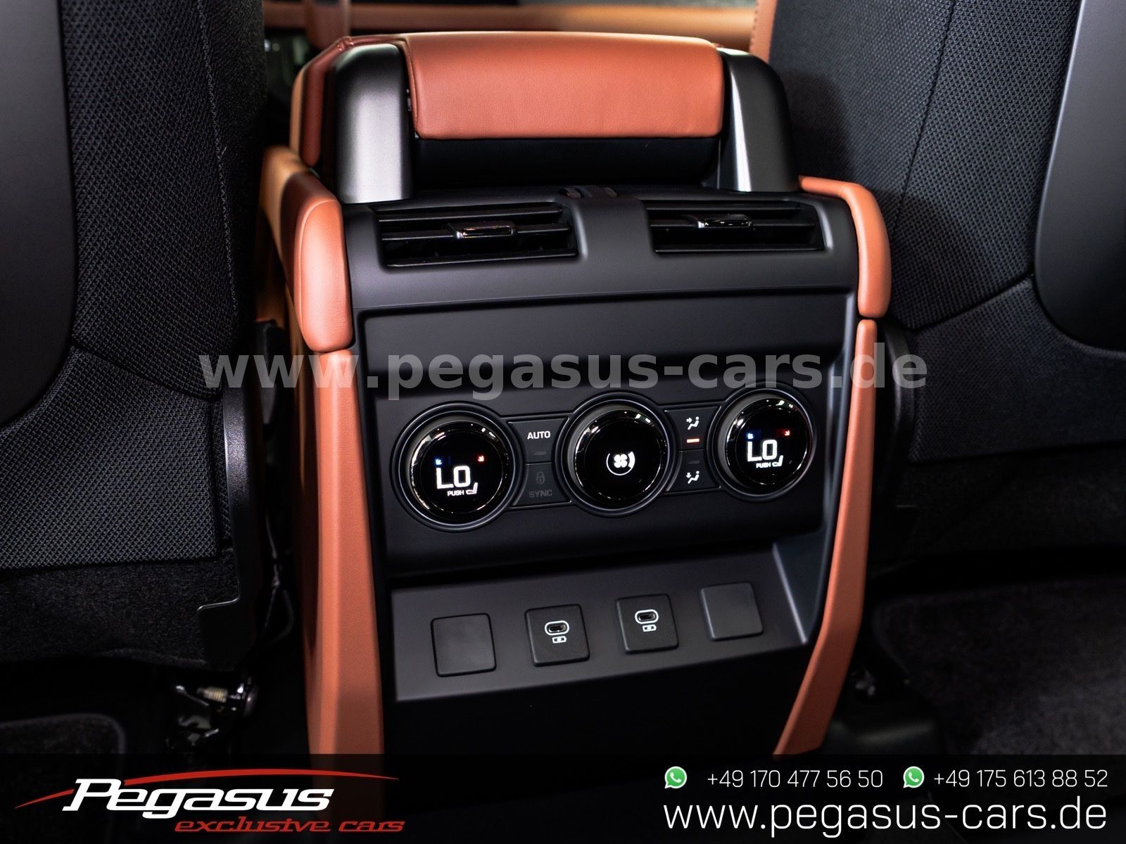 LAND ROVER Defender - 25