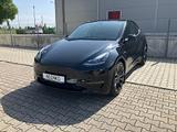 Tesla Model Y Performance Dual AWD - Tesla Model Y in Augsburg