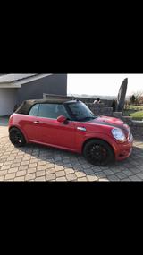 MINI John Cooper Works Cabrio John Cooper Works - rote MINI John Cooper Works Cabrio