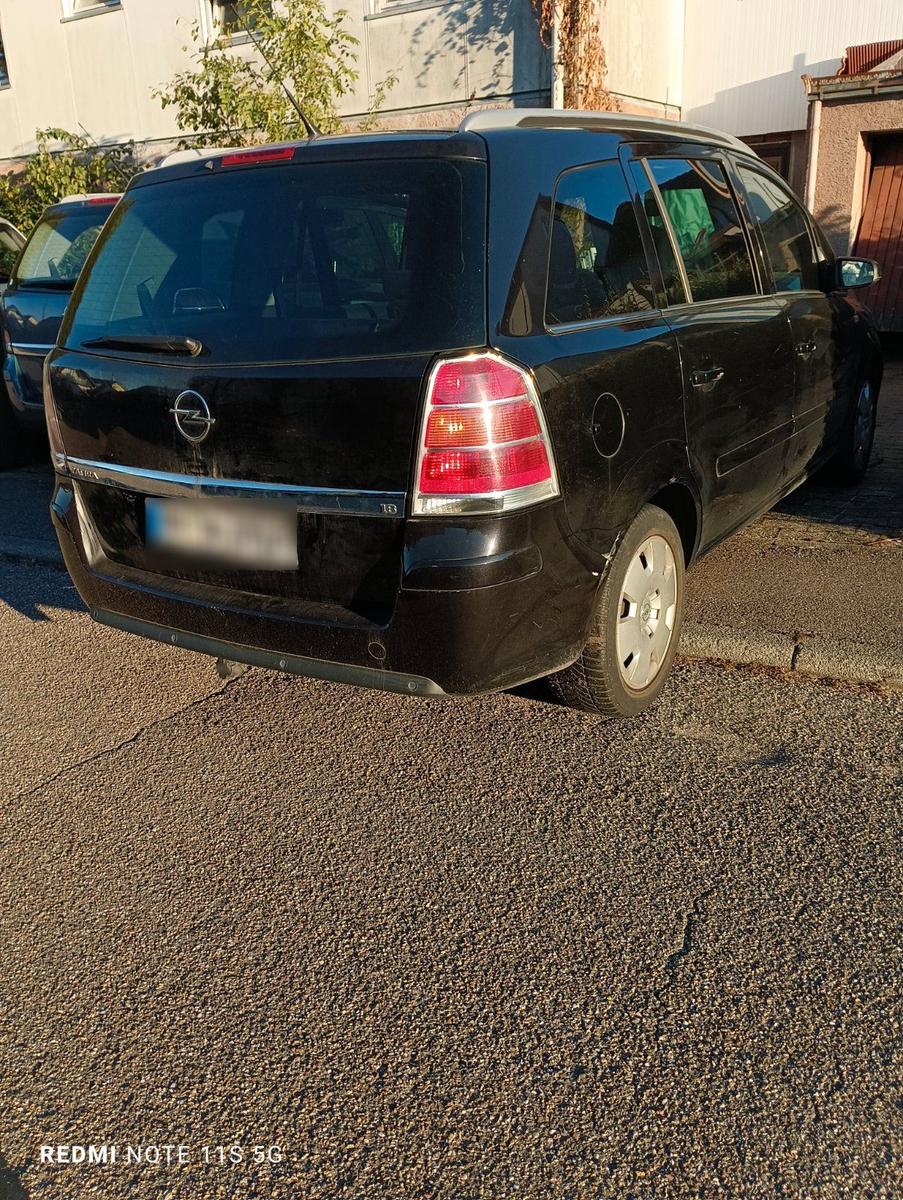 Opel Zafira 2008 — engine 140 HP (103kW)
