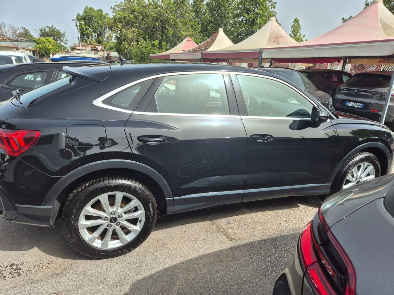 Audi Q3 SPB 45 TFSI e S tronic line edition imagem 3