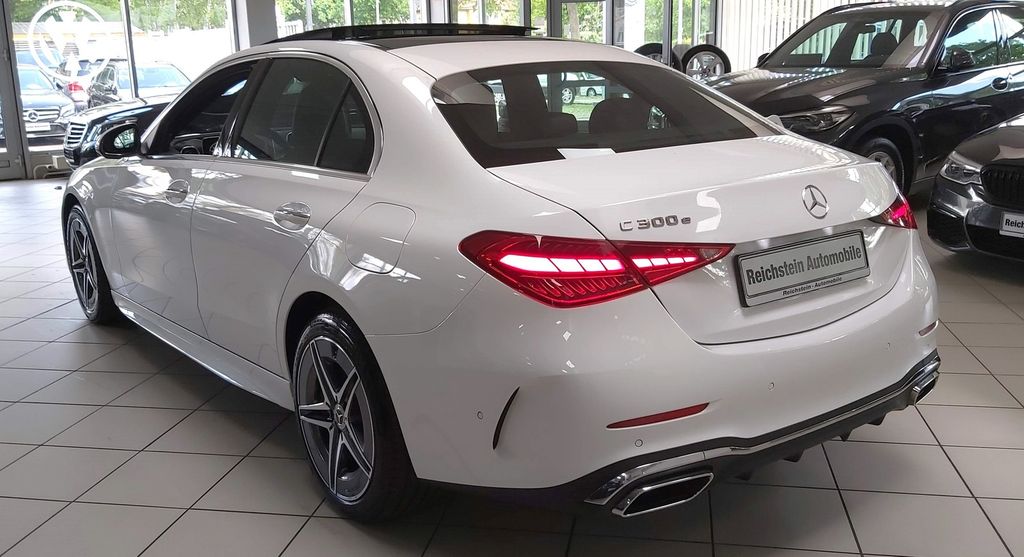 Mercedes-Benz C 300 e AMG PANO TOTW DISTR 360° AHK NETTO 42500