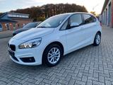 BMW 218i Active Tourer Advantage 1.Hand Automatik - BMW 2er Reihe Kombi Gebrauchtwagen