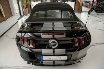 Ford Mustang - 10
