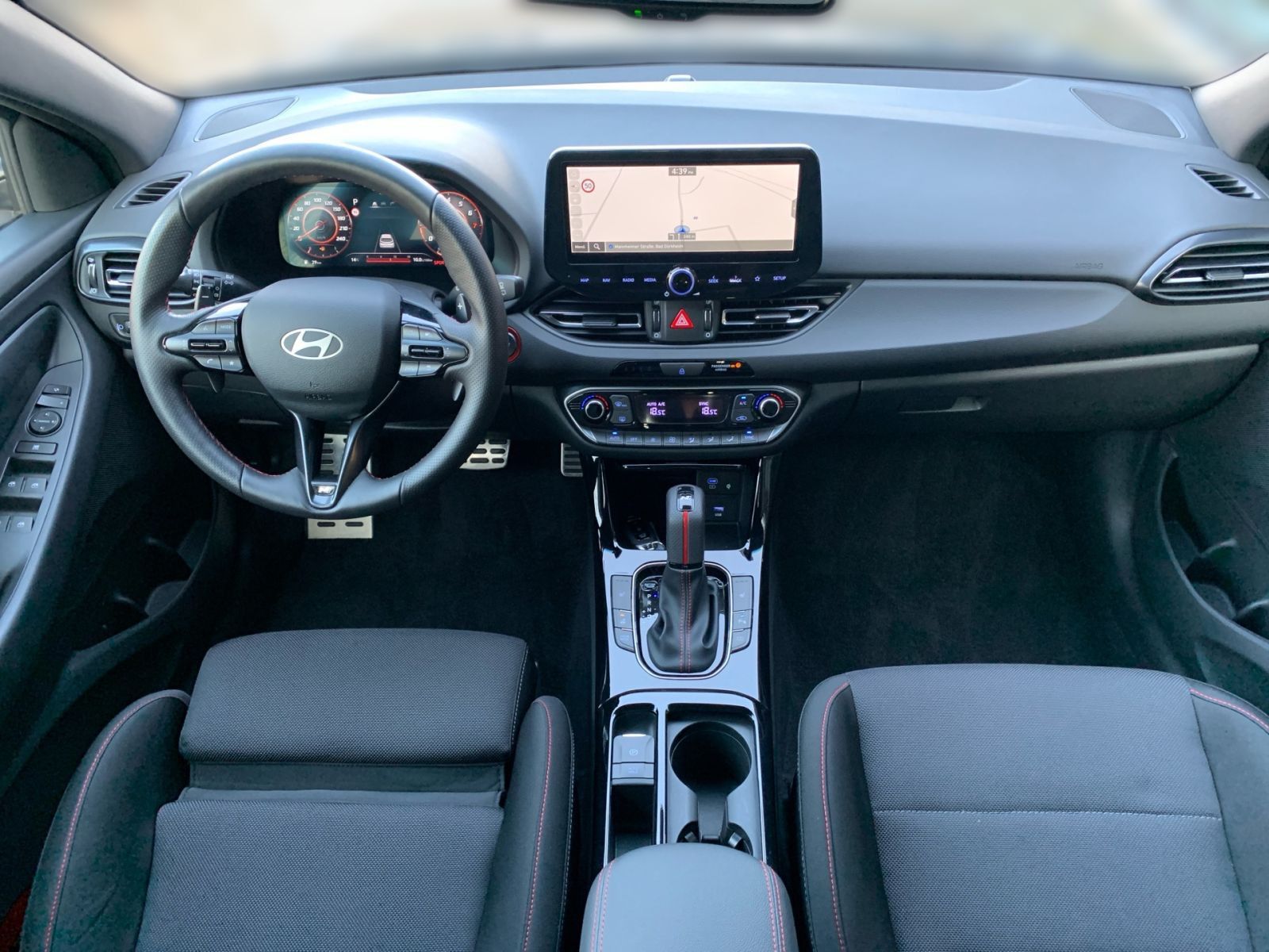 Fahrzeugabbildung Hyundai i30 Kombi 1.5 T-GDI N Line 7-DCT Mild-Hybrid