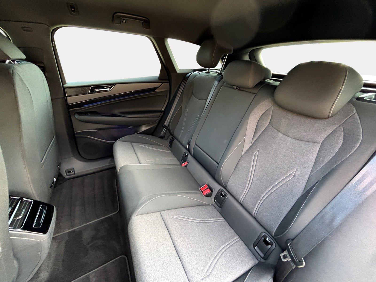 Volkswagen ID.7 Tourer Pro | LED | NAVI | AHK | SITZH. |