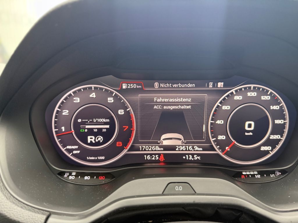 AUDI Q2 35 TFSI/SPORT/VIRTUELLES/ACC/LED AUDI Q2 35 TFSI/SPORT/VIRTUELLES/ACC/LED