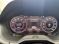 AUDI Q2 35 TFSI/SPORT/VIRTUELLES/ACC/LED AUDI Q2 35 TFSI/SPORT/VIRTUELLES/ACC/LED