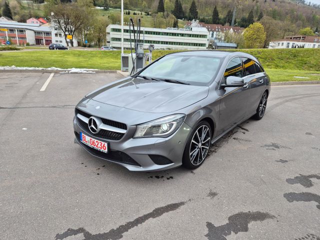 Mercedes-Benz CLA 220 CDI Shooting Brake 18 ZOLL NAVI