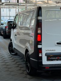 Opel Vivaro - 12