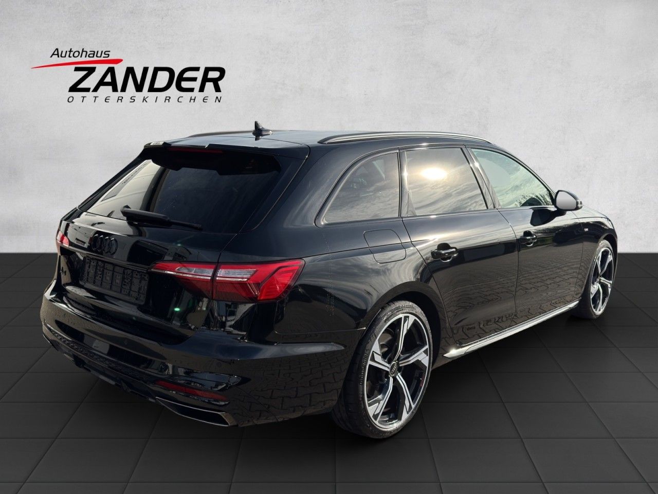 Fahrzeugabbildung Audi A4 Avant 35 TFSI S line competition edition