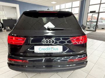 Audi Q7 - 10