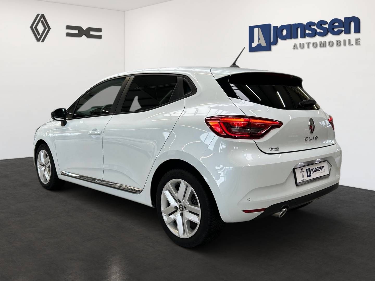 Fahrzeugabbildung Renault CLIO BUSINESS EDITION TCe 90 (MY21)