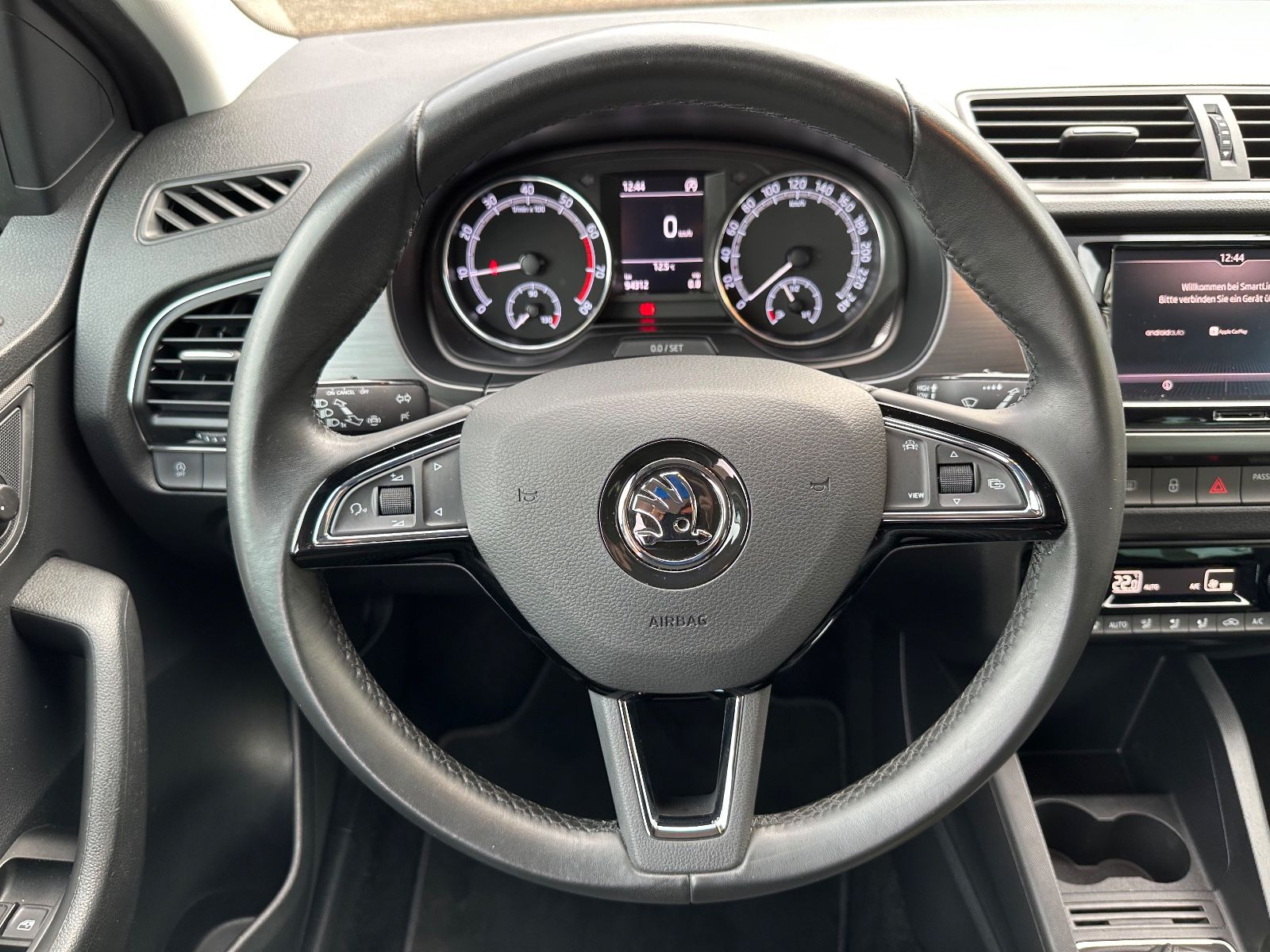 Fahrzeugabbildung SKODA Fabia Combi 1.0 TSI Style SHZG/EPH/Carplay