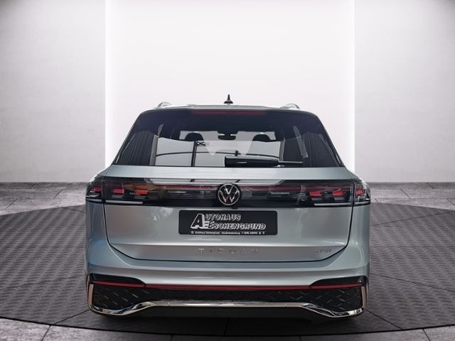 Fahrzeugabbildung Volkswagen Tiguan 1.5 eTSI DSG R-Line IQ.LIGHT STDHZ NAVI A