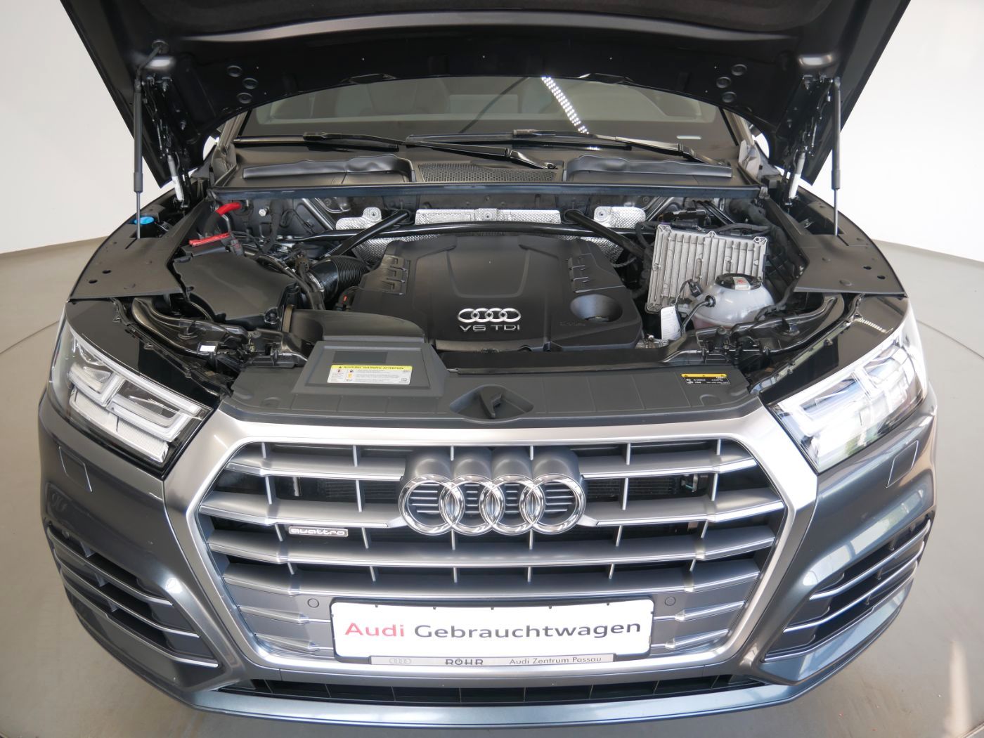 Audi Q5 50 TDI quattro S line LED AHK PANO virt. Cock foto 18