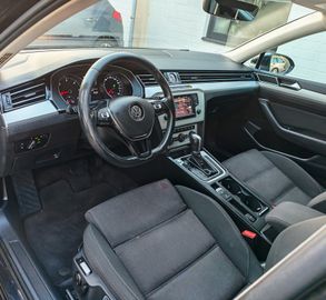 Volkswagen Passat Variant - 10