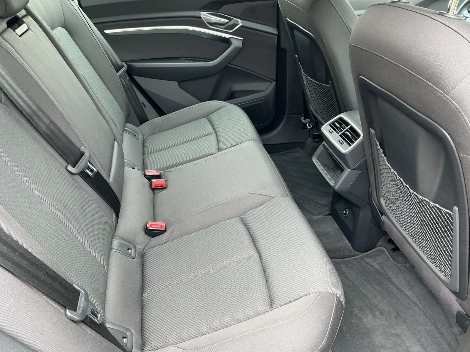 Audi e-tron - Bild 16