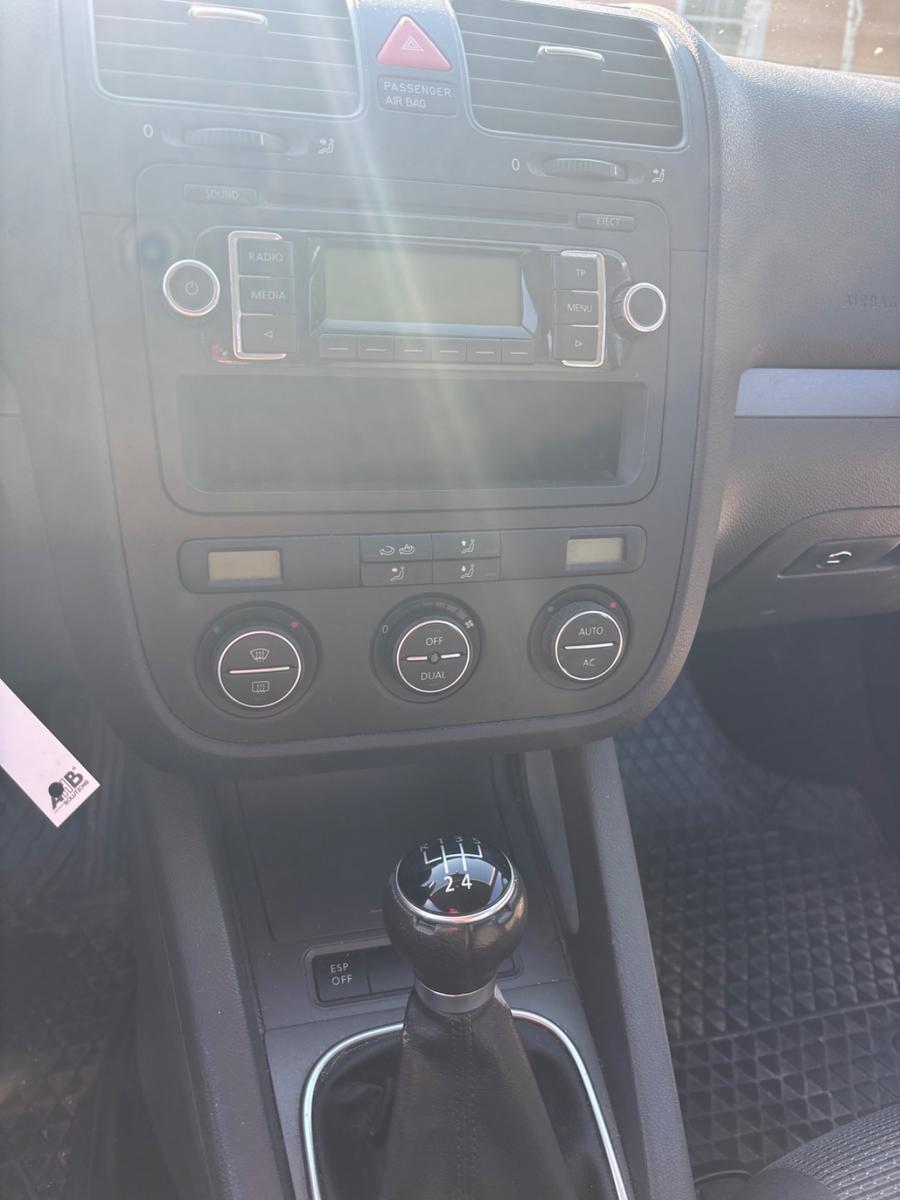 Volkswagen Golf 2008 — photo 30