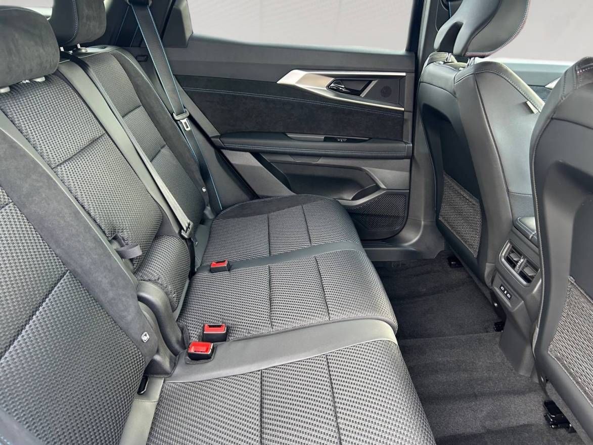 Fahrzeugabbildung Renault Espace Esprit Alpine Full Hybrid E-Tech 200 5-Si