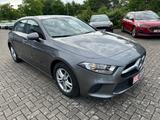 Mercedes-Benz A 180 A -Klasse A 180 d - Mercedes-Benz A 180 mit Diesel-Antrieb: Limousine