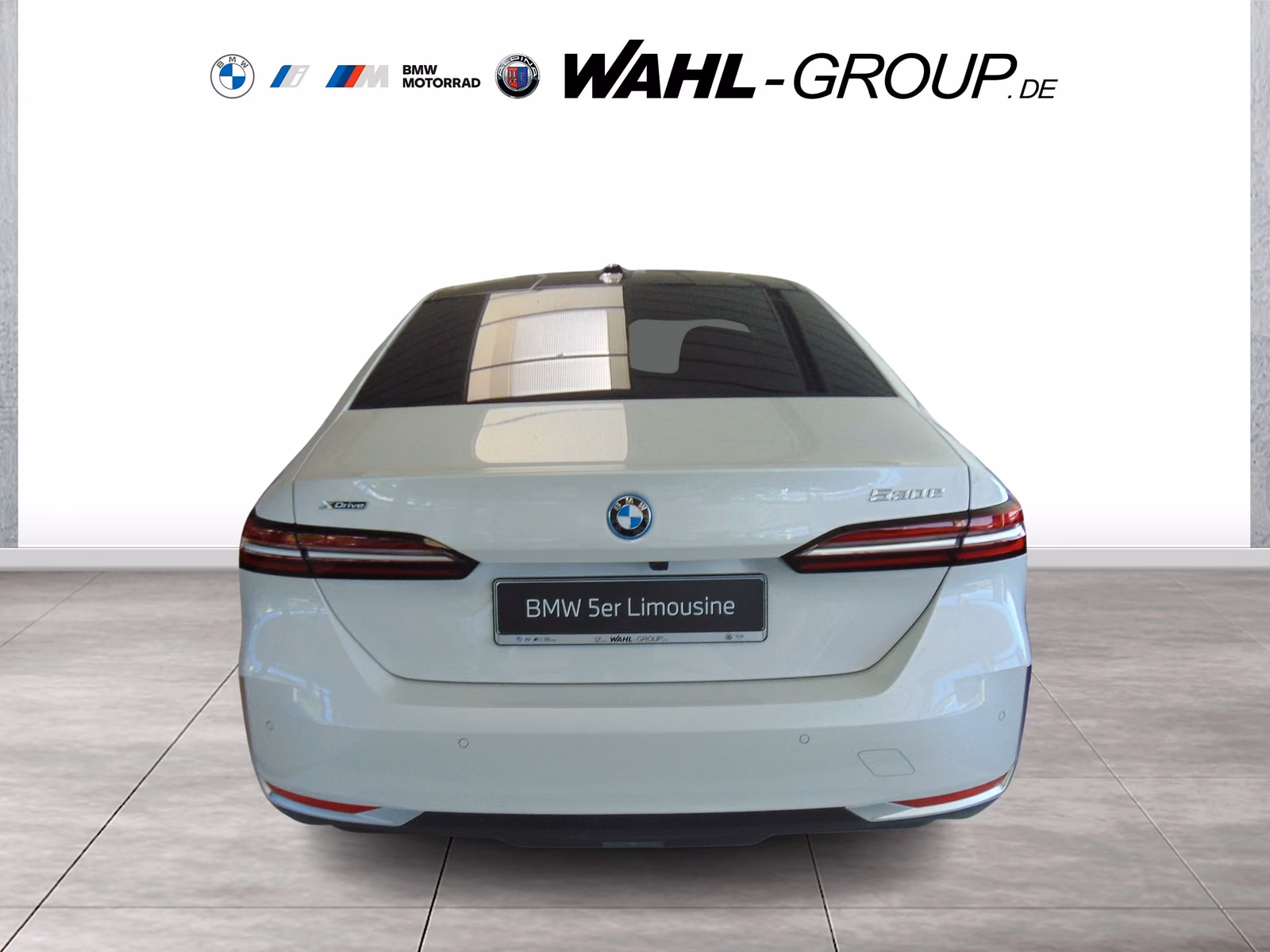 BMW 530e xDrive Panorama HarmanKardon HeadUp Navi LE