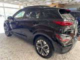 Hyundai Kona Elektro Prime AHK NAVI ACC SHZ KAM KRELL WP - scheckheftgepflegte Hyundai KONA Elektro