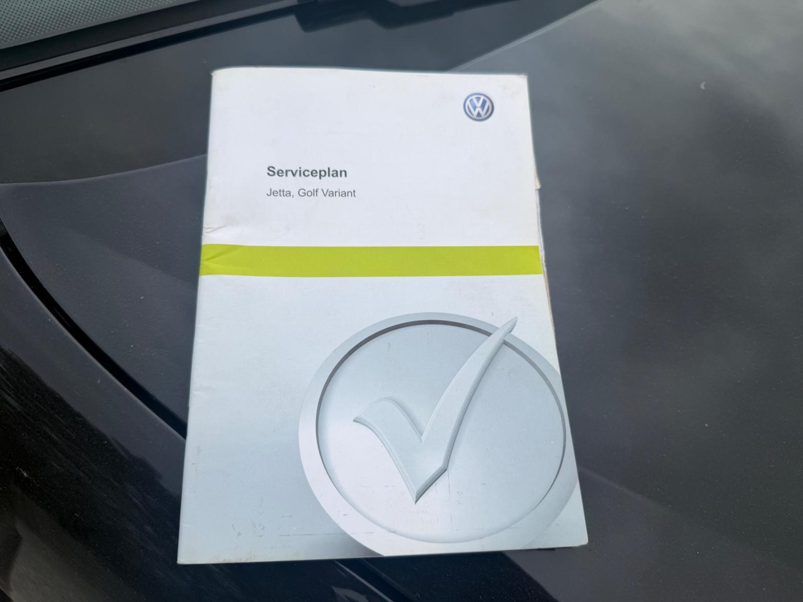 Volkswagen Golf 2011 — photo 19