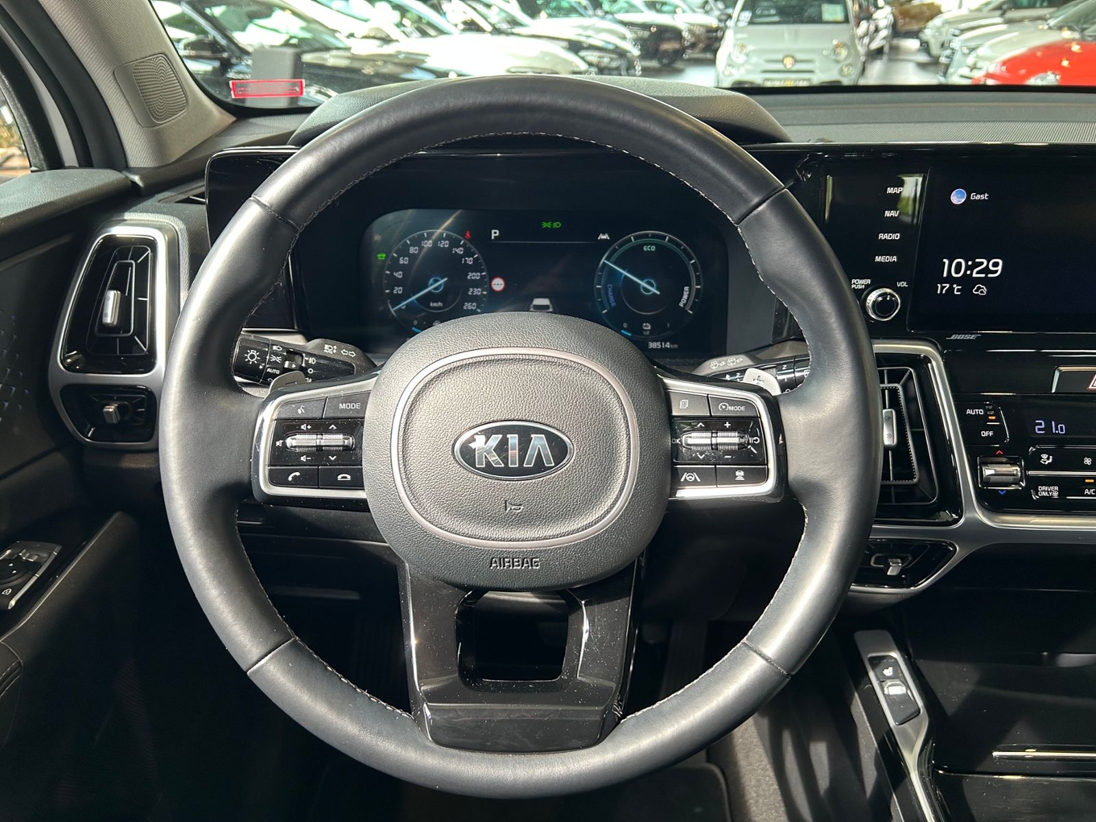 Fahrzeugabbildung Kia Sorento Hybrid HEV Spirit 2WD LEDER LED NAV 19"