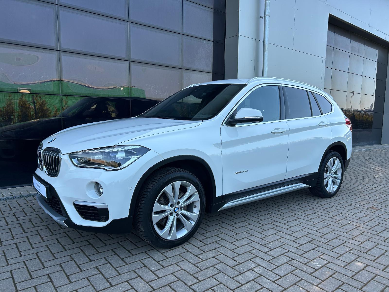 BMW X1 xDrive 25 d xLine|HUD|Keyless|Pano|NavPlus