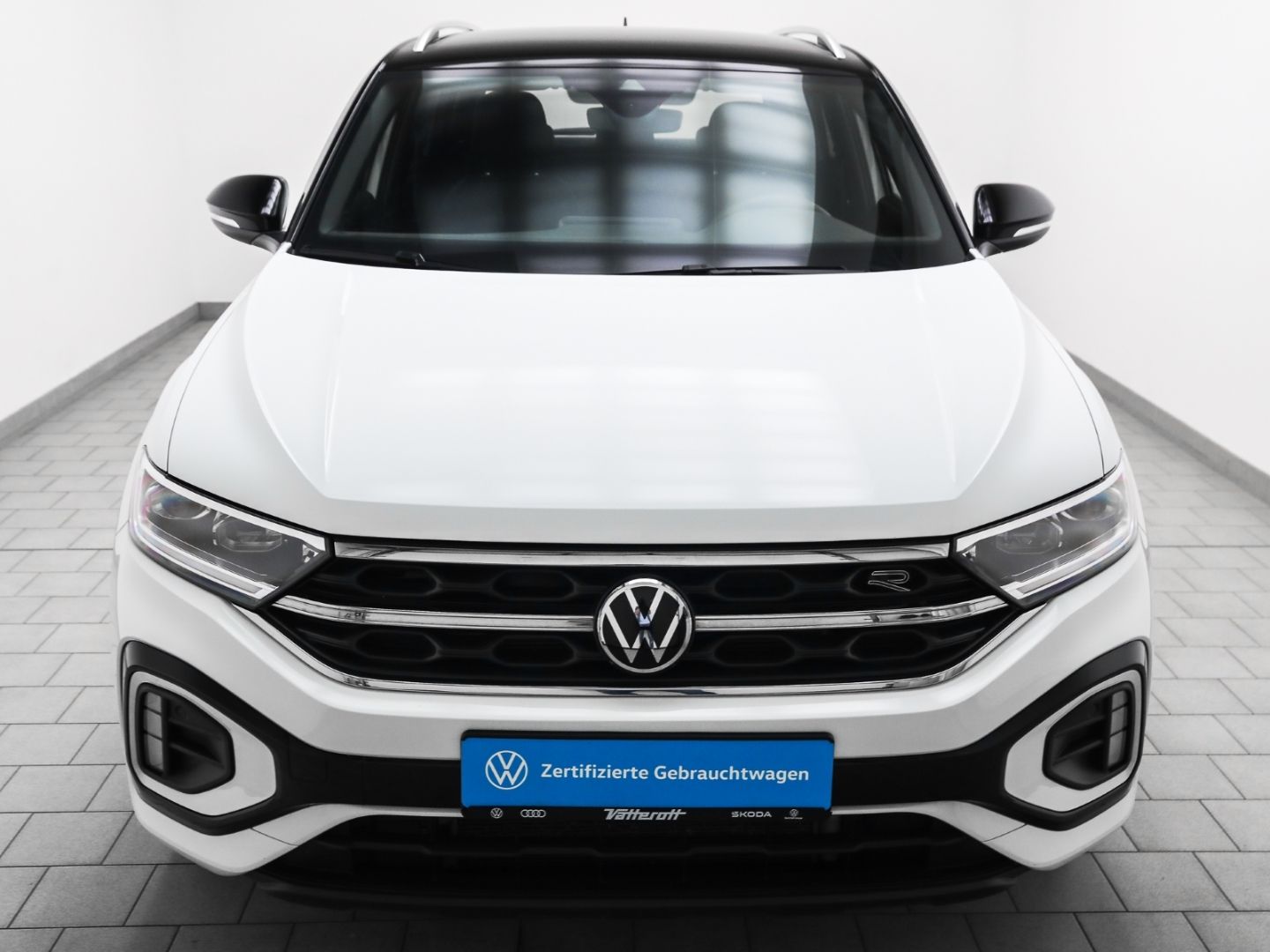 Volkswagen T-Roc 1.5 TSI DSG R Line Navi AHK ACC foto 2
