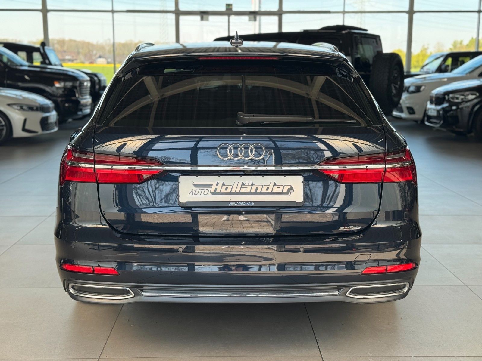 Fahrzeugabbildung Audi A6 Avant 45 TFSI design Business+Assistenz-Paket