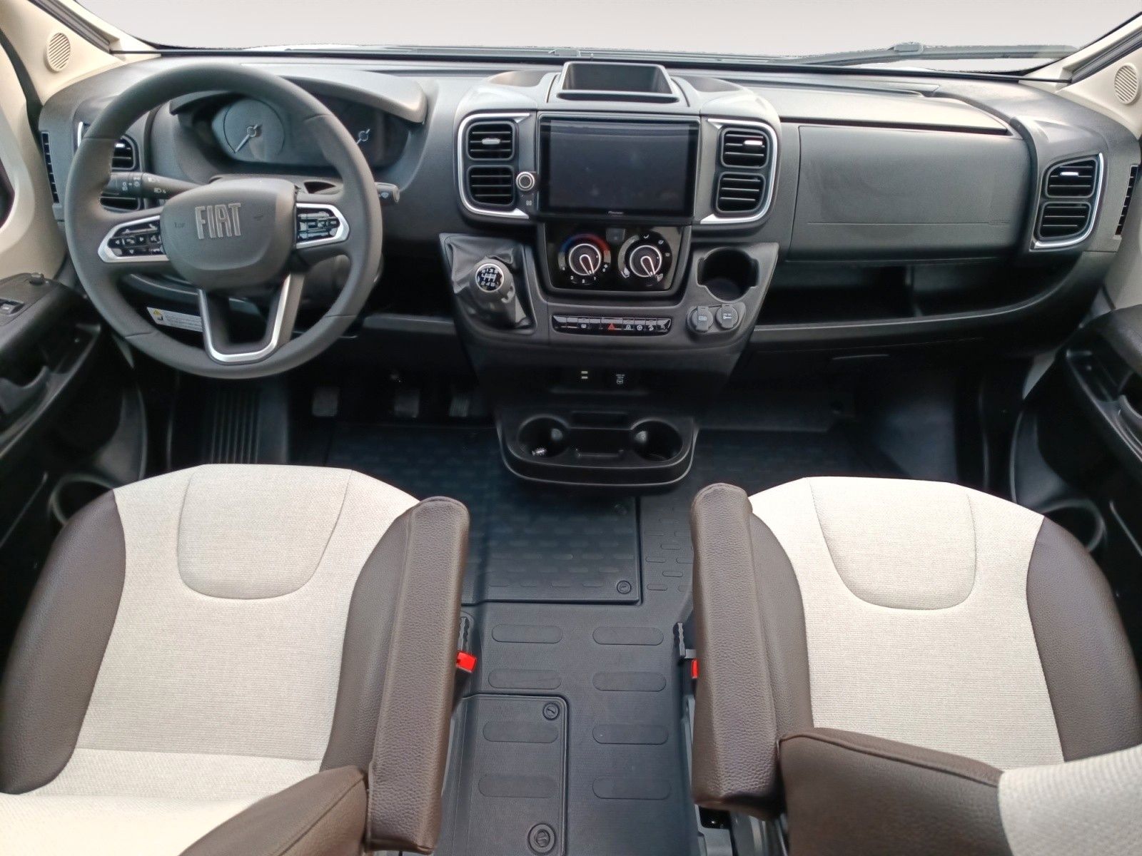 Fahrzeugabbildung Weinsberg CaraCompact 600 MEG EDITION PEPPER *LED*TV*NAVI