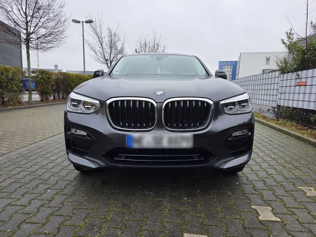 Image of BMW X4