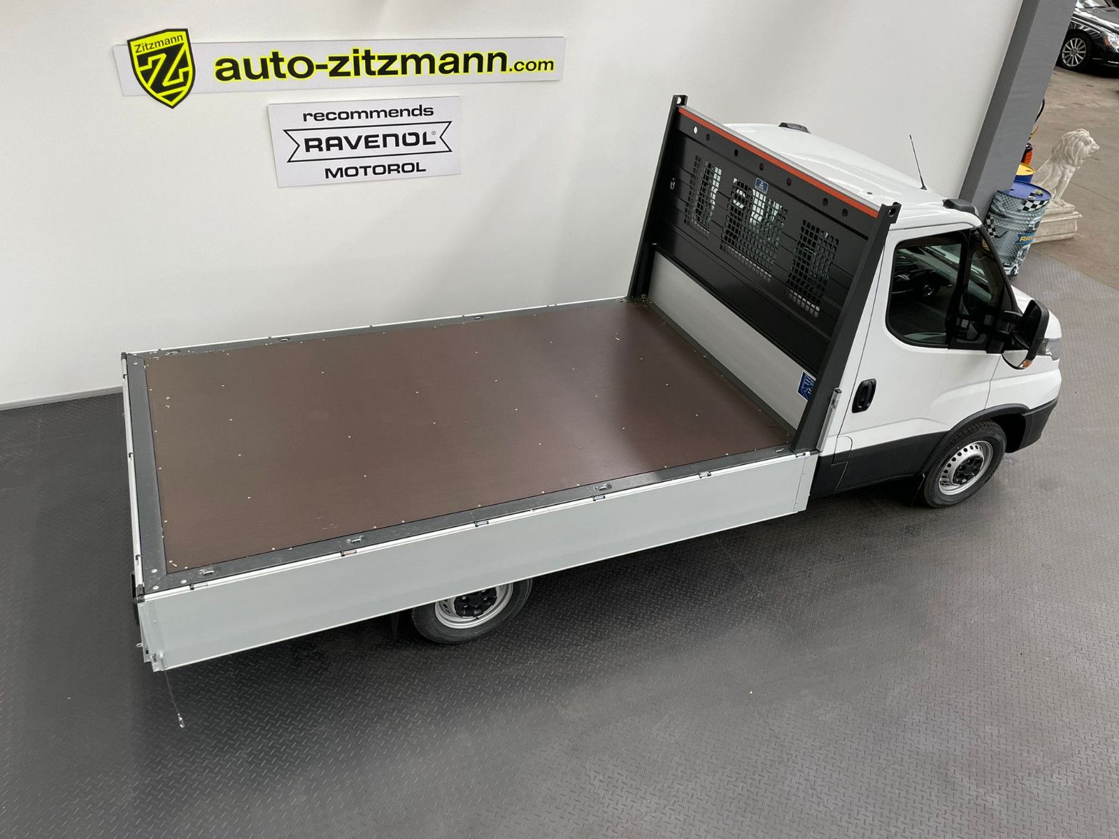 Fahrzeugabbildung Iveco Daily 35S16 2,3 D RS 3450 PRITSCHE
