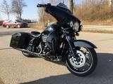 Harley-Davidson CVO STREET GLIDE FLHXSE - HARLEY-DAVIDSON STREET GLIDE