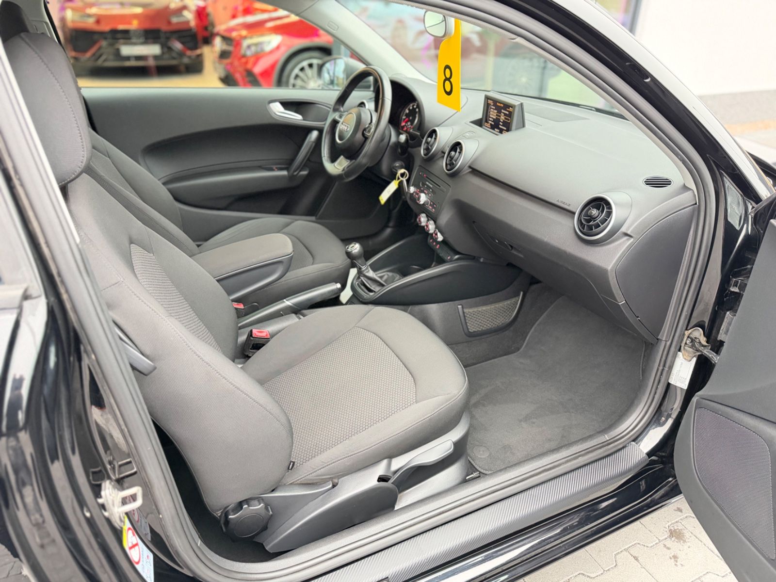 A1 attraction 1.2 TFSI Navi Sitzh. Tüv Neu