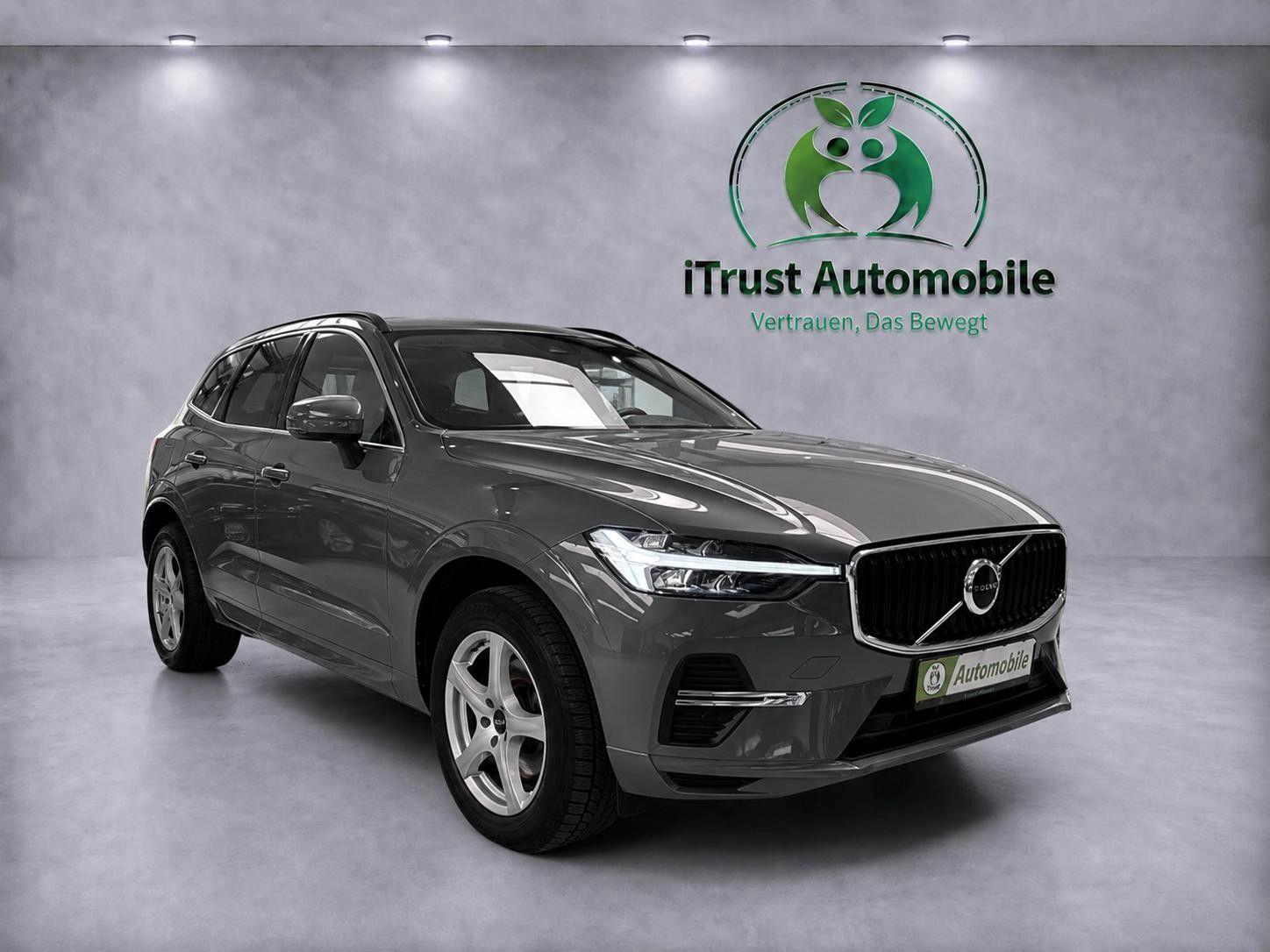 Volvo XC60 Momentum Pro AWD HUD PANO KAMERA