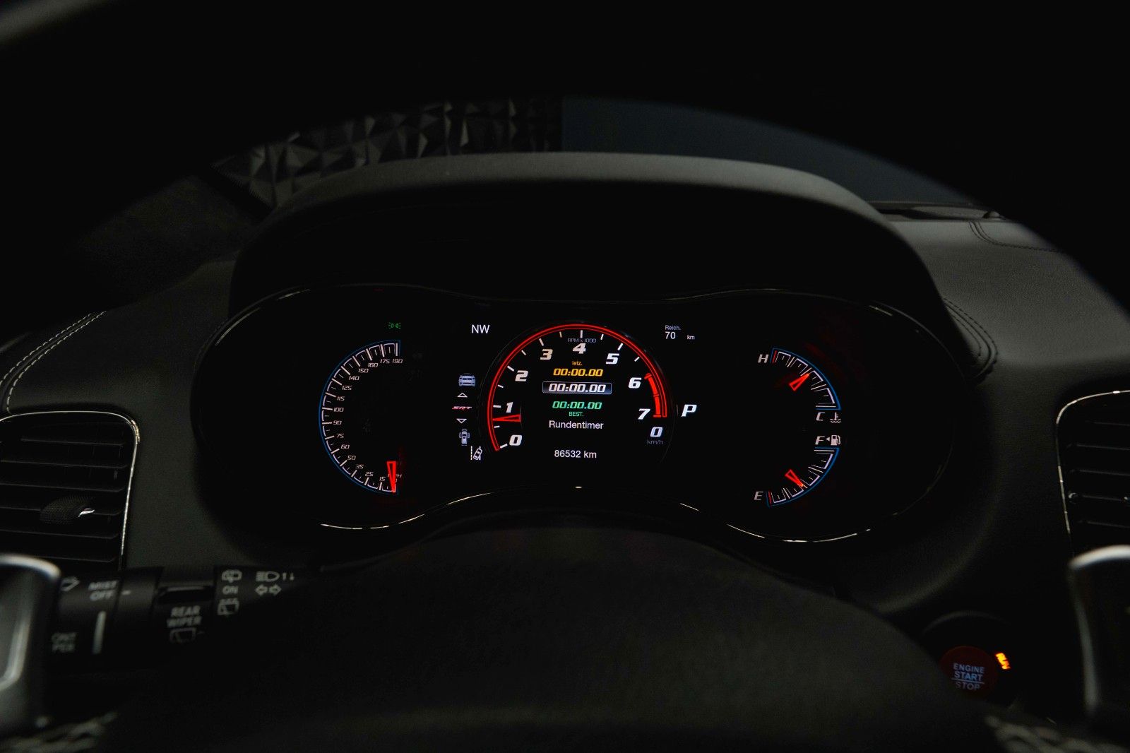 Fahrzeugabbildung Dodge Durango 6.4 V8 SRT Performance 4x4 Night-Paket