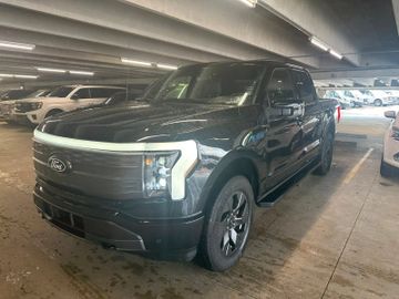 Ford F150 Lightning Lariat grosse Batterie im Vorlauf