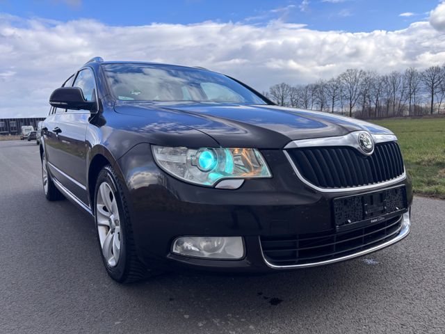 Skoda Superb 1,6 TDI Combi Greenline-Xenon-Navi-Eur5-