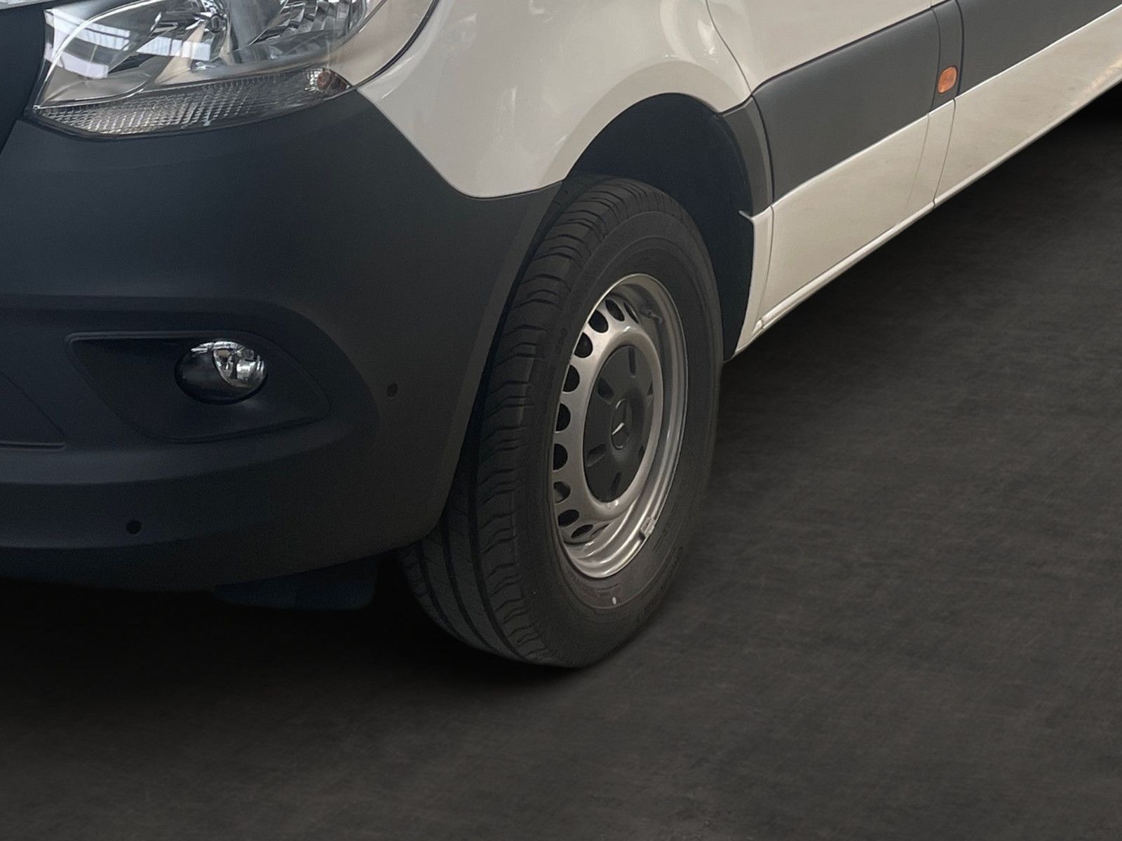 Fahrzeugabbildung Mercedes-Benz Sprinter 317 Mixto PRO L3H2 5 Sitze 3,5t AHK