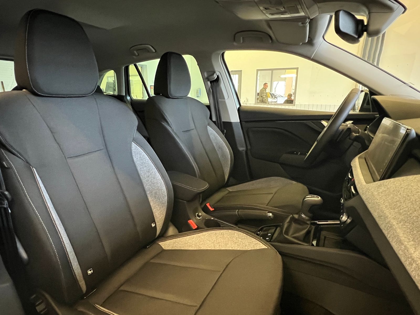 Fahrzeugabbildung SKODA Scala Tour 1.0 TSI DSG *Matrix-LED, Navi, Sitzhz