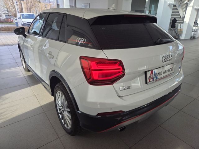 Q2 design ultra 1.0 TFSI LED NAV GRA PDC CLI GJR