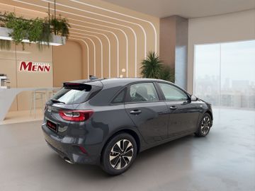 Kia Ceed 1.5T DCT7 Kamera PDC SHZ Klima CarPlay