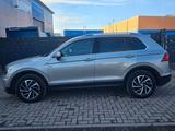 Volkswagen Tiguan Join Start-Stopp*HUD*3 KLIMAZ.*NAVI*APP* - Volkswagen Tiguan JOIN mit Benzin-Antrieb